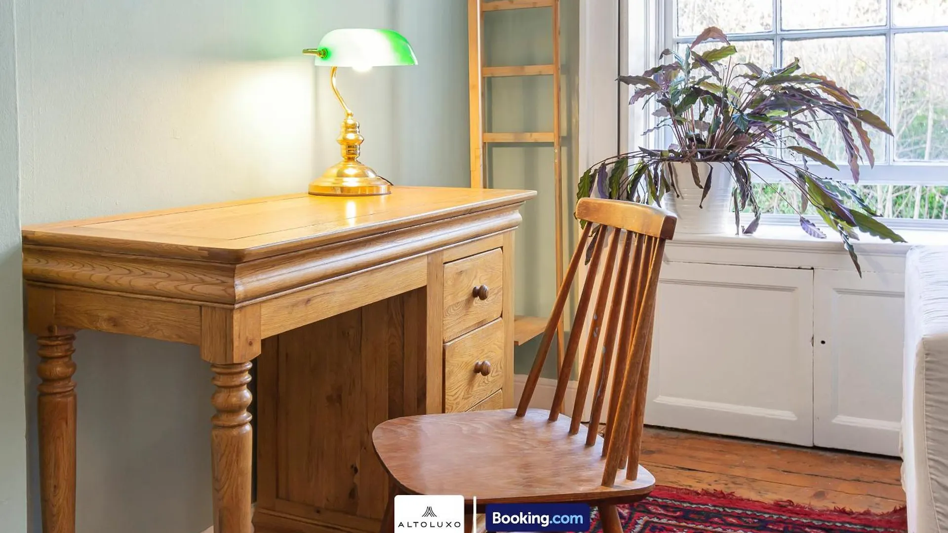 Spacestation Four 4 Bedroom Serviced Apartment By Altoluxoexperience Short Lets & Serviced Accommodation With Free Wifi Bristol 0*,